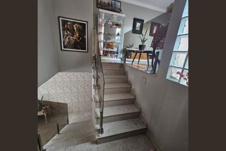 Casa à venda com 285m², 4 quartos e 2 vagas