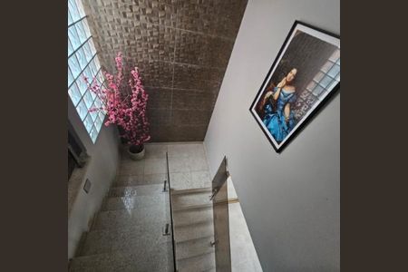 Casa à venda com 285m², 4 quartos e 2 vagas