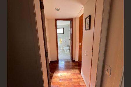 Apartamento à venda com 235m², 3 quartos e 3 vagas
