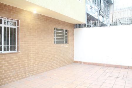 Casa à venda com 100m², 2 quartos e 2 vagasGaragem