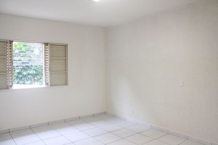Casa à venda com 100m², 2 quartos e 2 vagasSuíte 1