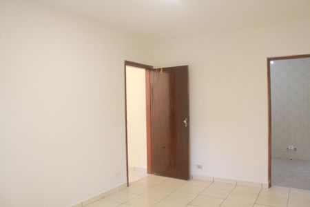 Casa à venda com 100m², 2 quartos e 2 vagasSuíte 2