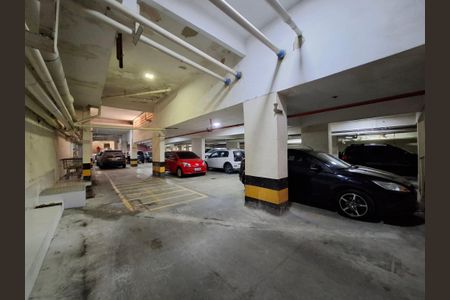 Apartamento à venda com 43m², 1 quarto e 1 vaga Apartamento à venda com 43m², 1 quarto e 1 vagaGaragem