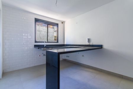 Casa à venda com 214m², 3 quartos e 2 vagas Casa à venda com 214m², 3 quartos e 2 vagasCozinha