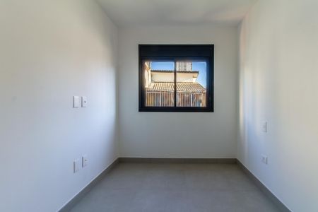 Casa à venda com 214m², 3 quartos e 2 vagas Casa à venda com 214m², 3 quartos e 2 vagasQuarto 1