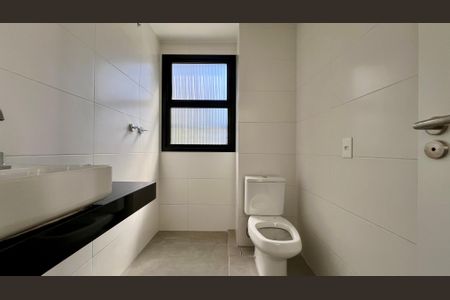 Casa à venda com 276m², 3 quartos e 2 vagasBanheiro