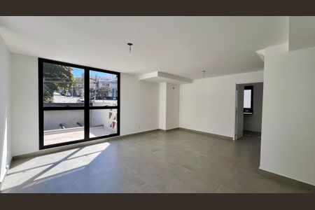 Casa à venda com 276m², 3 quartos e 2 vagasSala