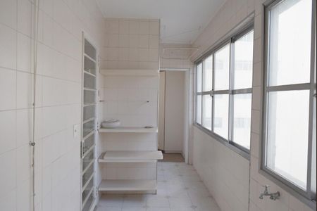 Apartamento à venda com 165m², 3 quartos e 1 vagaÁrea de Serviço