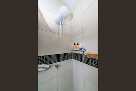 Apartamento à venda com 47m², 2 quartos e 1 vaga Apartamento à venda com 47m², 2 quartos e 1 vagaBanheiro Social