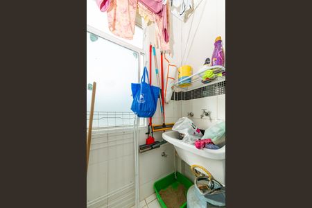 Apartamento à venda com 47m², 2 quartos e 1 vaga Apartamento à venda com 47m², 2 quartos e 1 vagaÁrea de Serviço