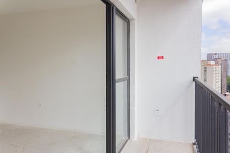Varanda de kitnet/studio à venda com 1 quarto, 26m² em Barra Funda, São Paulo