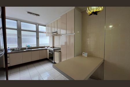 Apartamento à venda com 132m², 3 quartos e 1 vaga Apartamento à venda com 132m², 3 quartos e 1 vagaCozinha