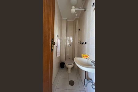 Apartamento à venda com 132m², 3 quartos e 1 vaga Apartamento à venda com 132m², 3 quartos e 1 vagaBanheiro de serviço