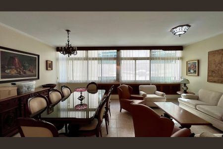 Apartamento à venda com 132m², 3 quartos e 1 vaga Apartamento à venda com 132m², 3 quartos e 1 vagaÁrea comum