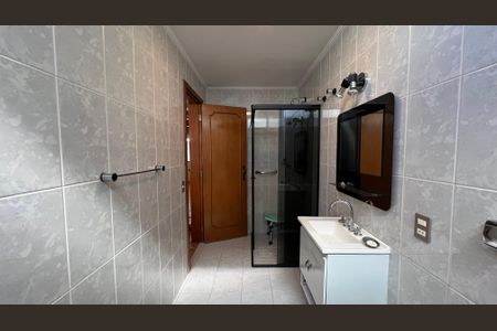 Apartamento à venda com 132m², 3 quartos e 1 vaga Apartamento à venda com 132m², 3 quartos e 1 vagaBanheiro da Suíte