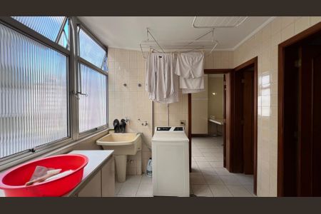 Apartamento à venda com 132m², 3 quartos e 1 vaga Apartamento à venda com 132m², 3 quartos e 1 vagaÁrea de Serviço