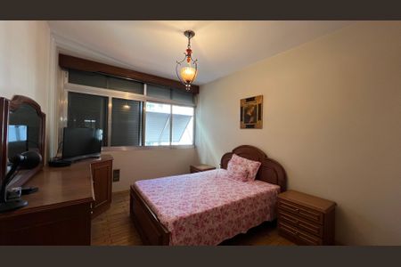 Apartamento à venda com 132m², 3 quartos e 1 vaga Apartamento à venda com 132m², 3 quartos e 1 vagaSuite