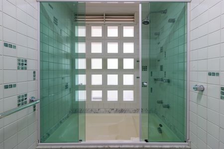 Apartamento à venda com 150m², 3 quartos e 1 vaga Apartamento à venda com 150m², 3 quartos e 1 vagaBanheiro