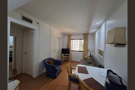 Apartamento à venda com 32m², 1 quarto e 1 vaga Apartamento à venda com 32m², 1 quarto e 1 vagaSala