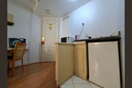 Apartamento à venda com 32m², 1 quarto e 1 vaga Apartamento à venda com 32m², 1 quarto e 1 vagaCozinha