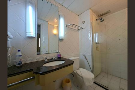 Apartamento à venda com 32m², 1 quarto e 1 vaga Apartamento à venda com 32m², 1 quarto e 1 vagaBanheiro