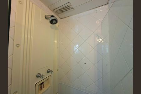 Apartamento à venda com 32m², 1 quarto e 1 vaga Apartamento à venda com 32m², 1 quarto e 1 vagaBanheiro