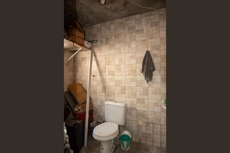 Casa à venda com 234m², 3 quartos e sem vagaBanheiro do salão