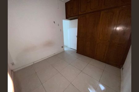 Apartamento à venda com 75m², 2 quartos e sem vaga