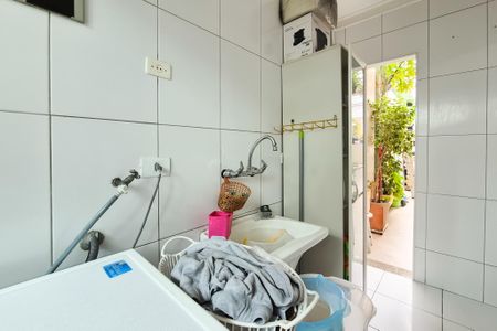 Casa à venda com 180m², 3 quartos e 3 vagasÁrea de Serviço