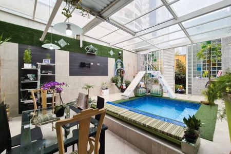 Casa à venda com 180m², 3 quartos e 3 vagasÁrea de Serviço