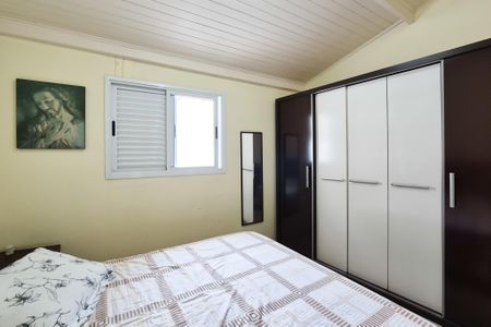 Casa à venda com 180m², 3 quartos e 3 vagasSuíte