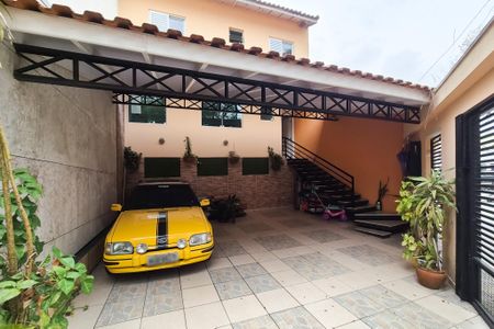 Casa à venda com 180m², 3 quartos e 3 vagasGaragem