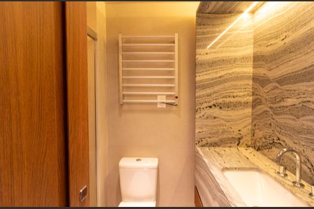 Studio à venda com 33m², 1 quarto e sem vaga Studio à venda com 33m², 1 quarto e sem vagaBanheiro