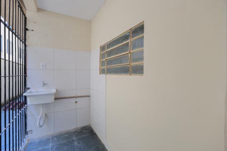 Casa para alugar com 40m², 1 quarto e sem vagaÁrea de serviço