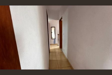 Casa à venda com 170m², 3 quartos e 5 vagas Casa à venda com 170m², 3 quartos e 5 vagasFoto 08