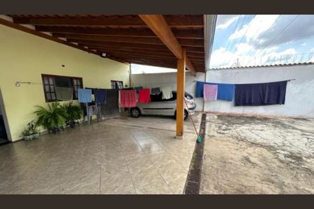 Casa à venda com 170m², 3 quartos e 5 vagas Casa à venda com 170m², 3 quartos e 5 vagasFoto 04