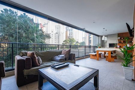 Apartamento à venda com 340m², 3 quartos e 5 vagas Apartamento à venda com 340m², 3 quartos e 5 vagasSala - Varanda