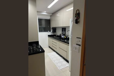 Apartamento à venda com 68m², 2 quartos e 1 vaga Apartamento à venda com 68m², 2 quartos e 1 vagaCozinha