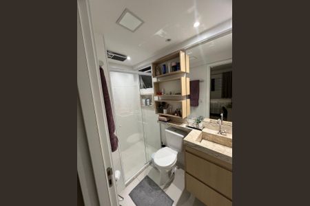 Apartamento à venda com 68m², 2 quartos e 1 vaga Apartamento à venda com 68m², 2 quartos e 1 vagaBanheiro 1
