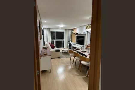 Apartamento à venda com 68m², 2 quartos e 1 vaga Apartamento à venda com 68m², 2 quartos e 1 vagaSala
