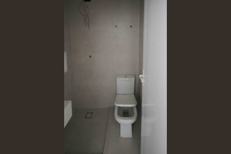 Casa de condomínio à venda com 154m², 3 quartos e 2 vagas Casa de condomínio à venda com 154m², 3 quartos e 2 vagasBanheiro