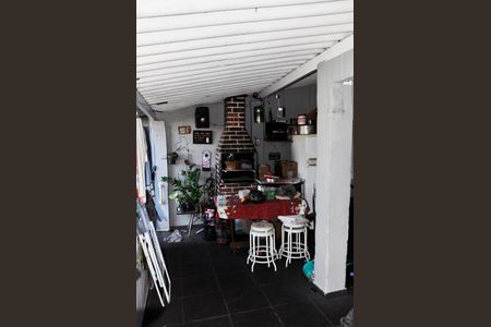 Casa à venda com 250m², 2 quartos e 3 vagas Casa à venda com 250m², 2 quartos e 3 vagasÁrea de Serviço