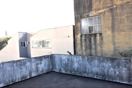 Casa à venda com 250m², 2 quartos e 3 vagas Casa à venda com 250m², 2 quartos e 3 vagasÁrea comum