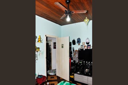 Casa à venda com 250m², 2 quartos e 3 vagas Casa à venda com 250m², 2 quartos e 3 vagasQuarto 2