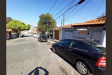 Casa à venda com 250m², 2 quartos e 3 vagas Casa à venda com 250m², 2 quartos e 3 vagasFachada