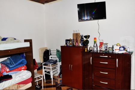 Casa à venda com 250m², 2 quartos e 3 vagas Casa à venda com 250m², 2 quartos e 3 vagasQuarto 1