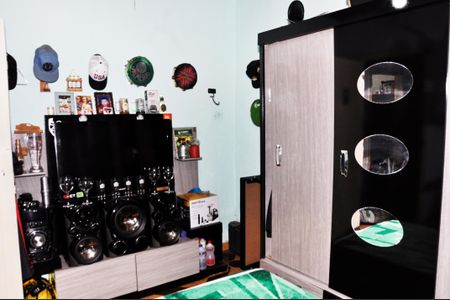 Casa à venda com 250m², 2 quartos e 3 vagas Casa à venda com 250m², 2 quartos e 3 vagasQuarto 2