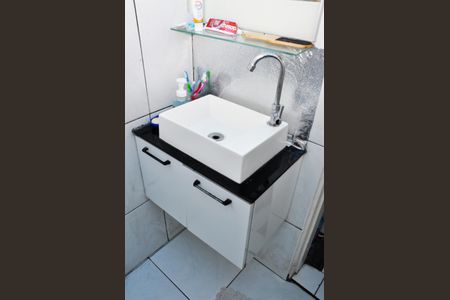 Casa à venda com 250m², 2 quartos e 3 vagas Casa à venda com 250m², 2 quartos e 3 vagas Banheiro Social