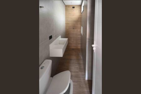 Apartamento à venda com 154m², 3 quartos e 2 vagas Apartamento à venda com 154m², 3 quartos e 2 vagasBanheiro da Suíte
