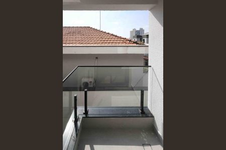 Casa de condomínio à venda com 154m², 2 quartos e 2 vagasVaranda